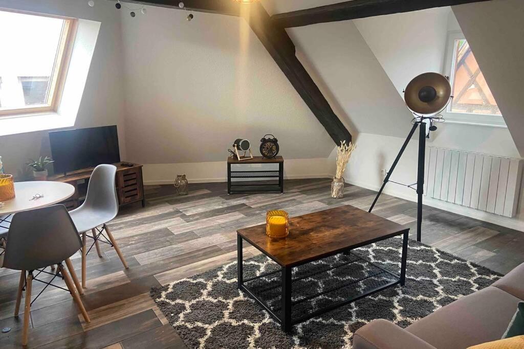 Appartement 4P Hypercentre. Place de Cathédrale Colmar Extérieur photo