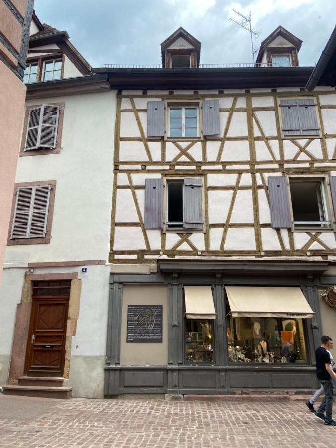 Appartement 4P Hypercentre. Place de Cathédrale Colmar Extérieur photo